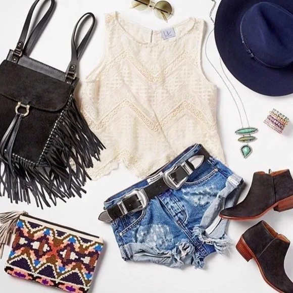 Artsy Boho Soft-Feminine Festival-Casual Ivory Lace Overlay Cropped Tank Size XS - Picture 5 of 5